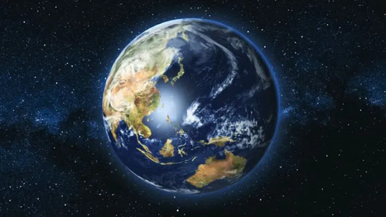 Flat-Earthers Visit Antarctica and See That the Earth Is Round